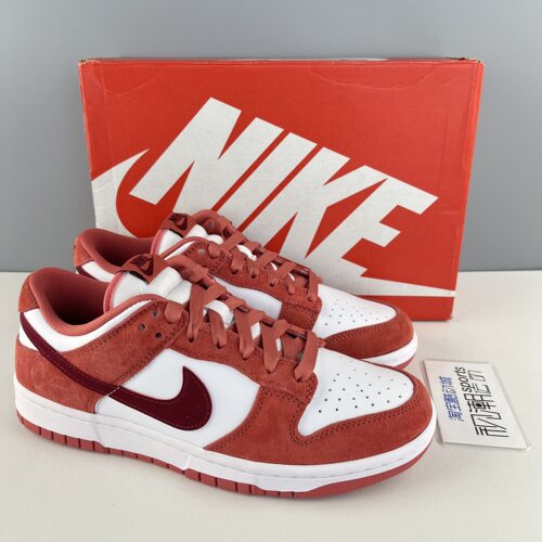 耐克情人节限定白粉女子休闲板鞋