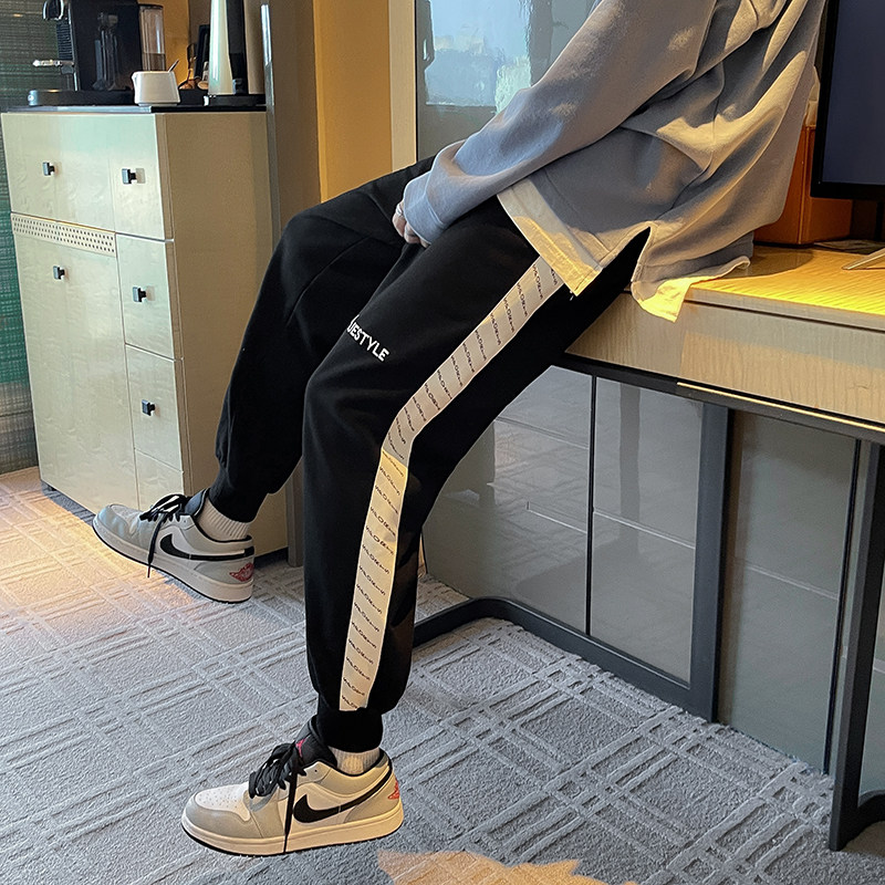 港风2021男刺绣织带九分拼接休闲束脚卫裤QT4029,男装休闲裤,电商A021
