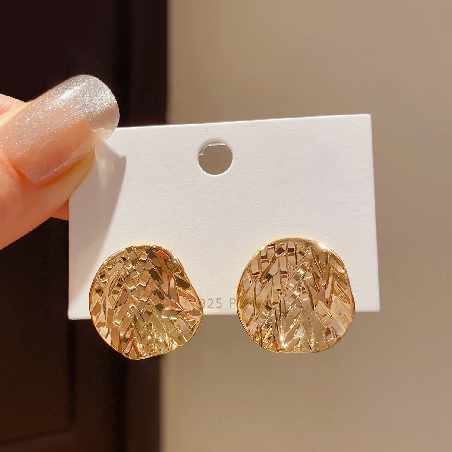 设计师款金色不规则圆形纹理耳钉女轻奢个性铜质925银针耳环耳饰