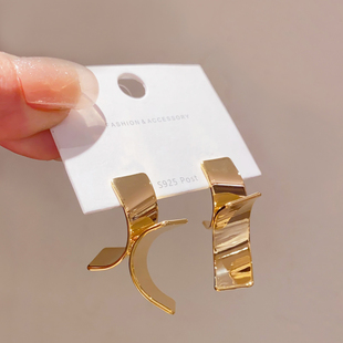 欧美风金色不规则几何独特设计耳环女复古高级感气质简约耳钉耳饰