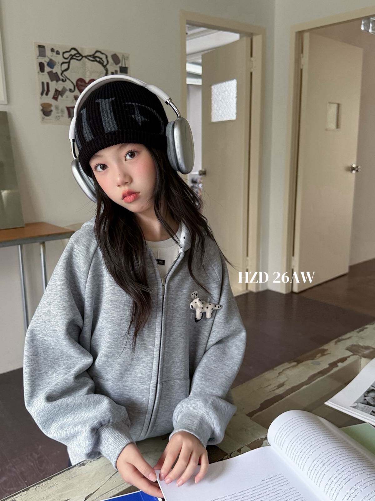 孩子岛中大童女童外套2026秋季新款儿童韩版休闲宽松连帽外套