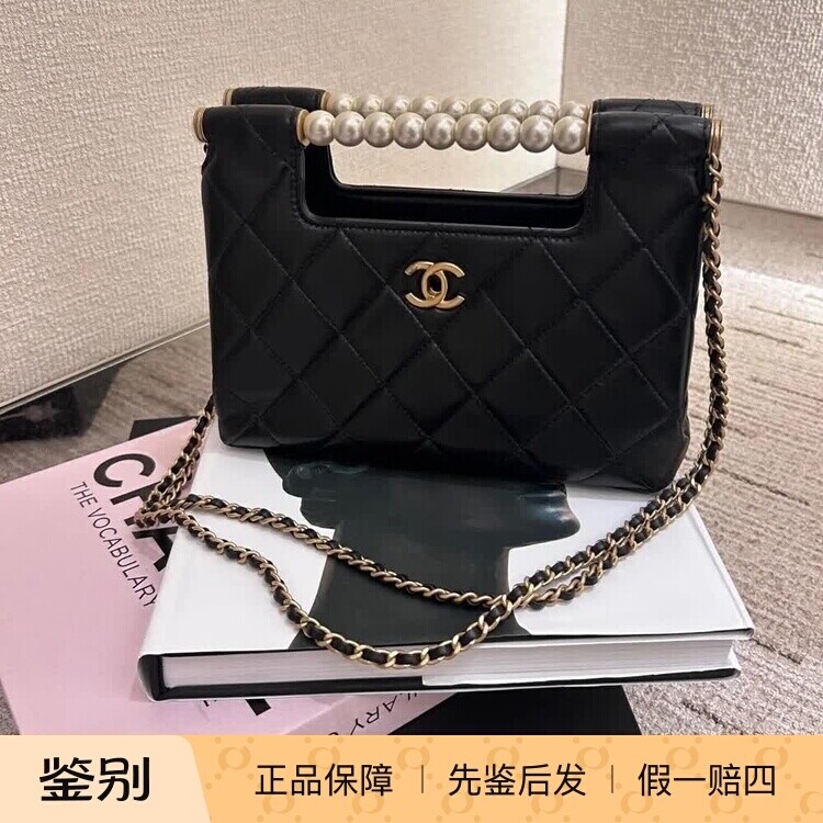 奢店代购 2025p 新款Chanel/香奈儿 亮面羊皮珍珠手拿单肩晚宴包