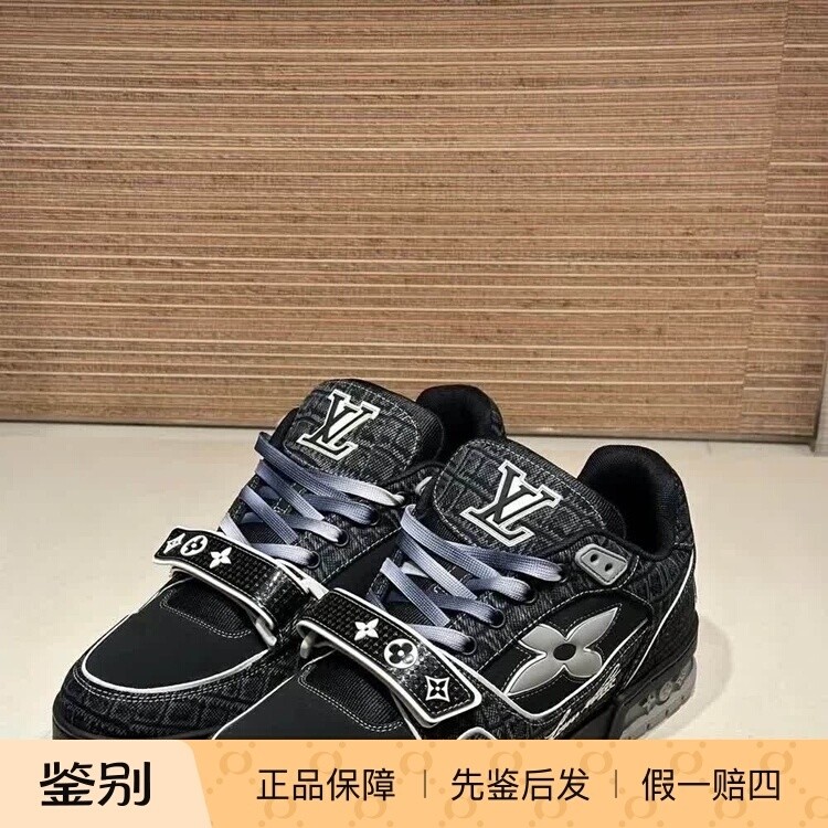 奢店代购 2025新款 LV/路易威登 TRAINER 牛仔鳄鱼纹印花运动男鞋