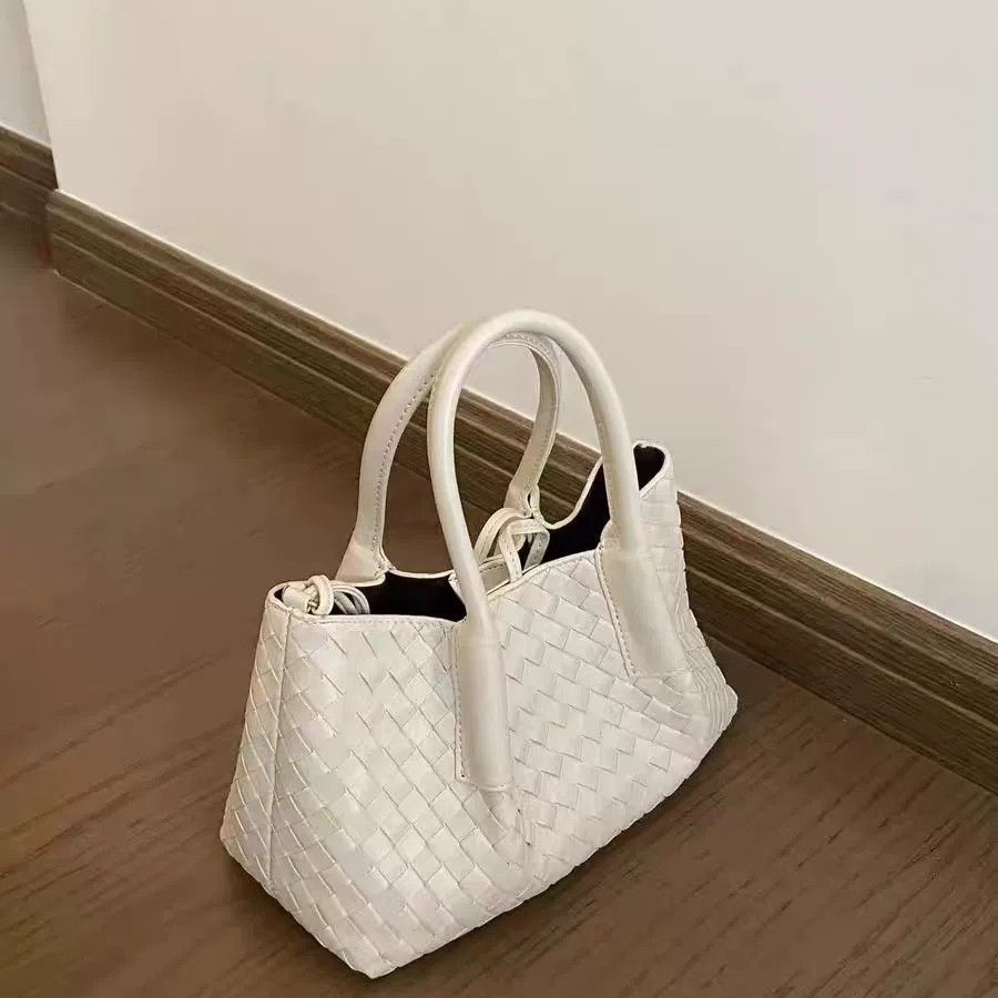 大容量编织菜篮子包包女式2025春夏新款大容量通勤托特包手提包女