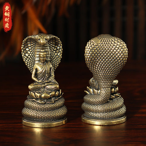黄铜复古中式佛像神龛供奉摆件