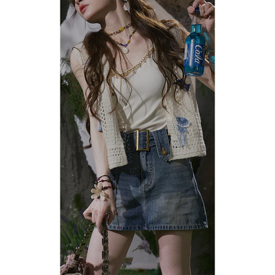 吞吞穿搭夏季时尚吊带