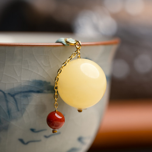 白花蜜蜡15mm+滴溜吊坠火焰纹南红s925银镀金万能百搭饰品