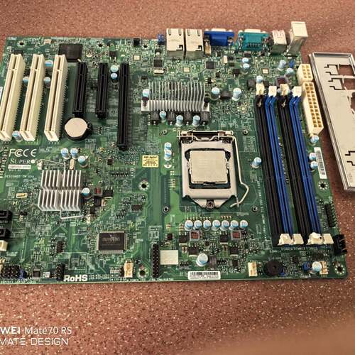 可维修X9SCA ，CPU，，，，，主板配有实物图拍摄成色好功能正常