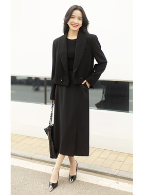 大象和长颈鹿 穿着挺阔有型易打理 复古优雅短款西装外套 209201