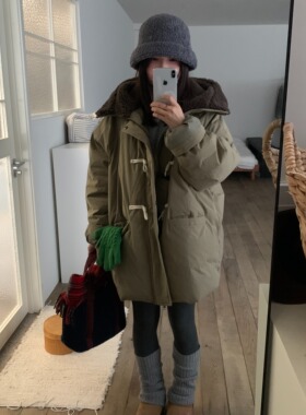 montague 24冬 牛角扣连帽羽绒服