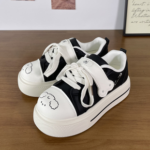 可爱小狗~增高厚底小白鞋女鞋2026新款魔术贴板鞋子面包鞋女生鞋