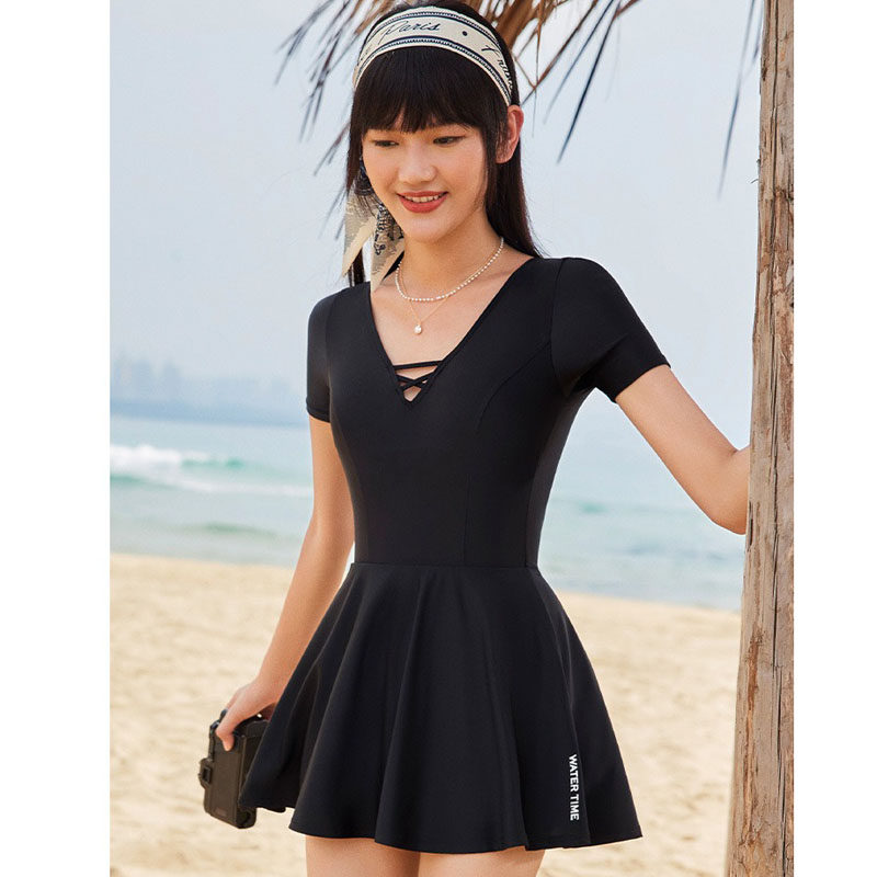 游泳衣女款夏连体显瘦遮肚保守