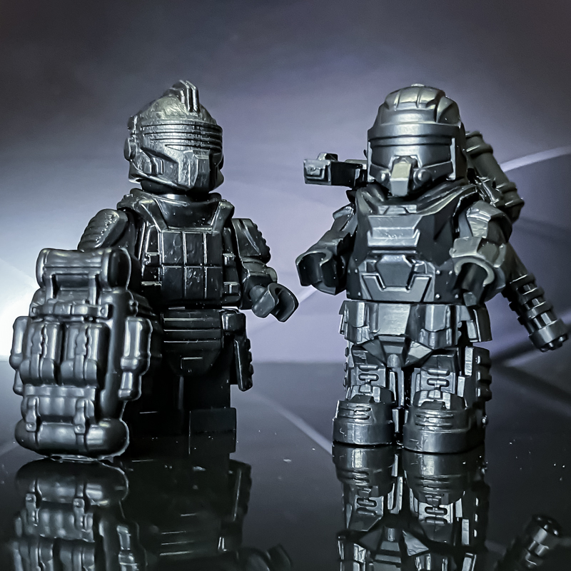 和平精英动力机甲人仔地铁逃生七级甲加特林积木可拆卸拼手办玩具