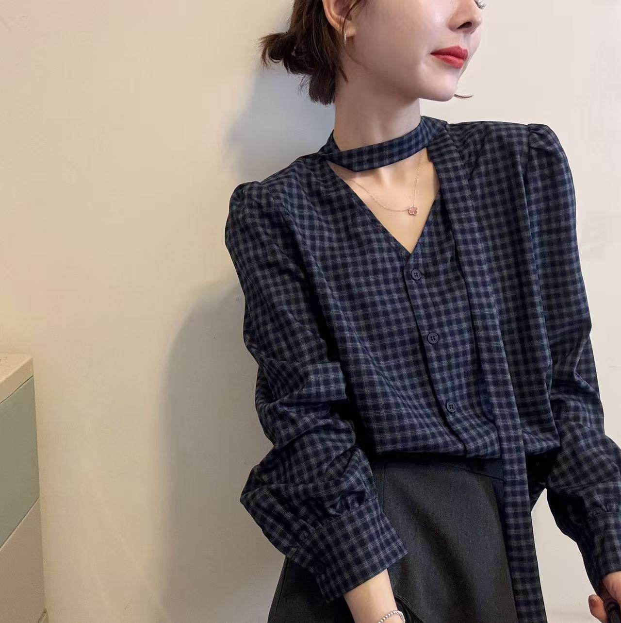 2025春季新款女装黑色长袖衬真丝上装