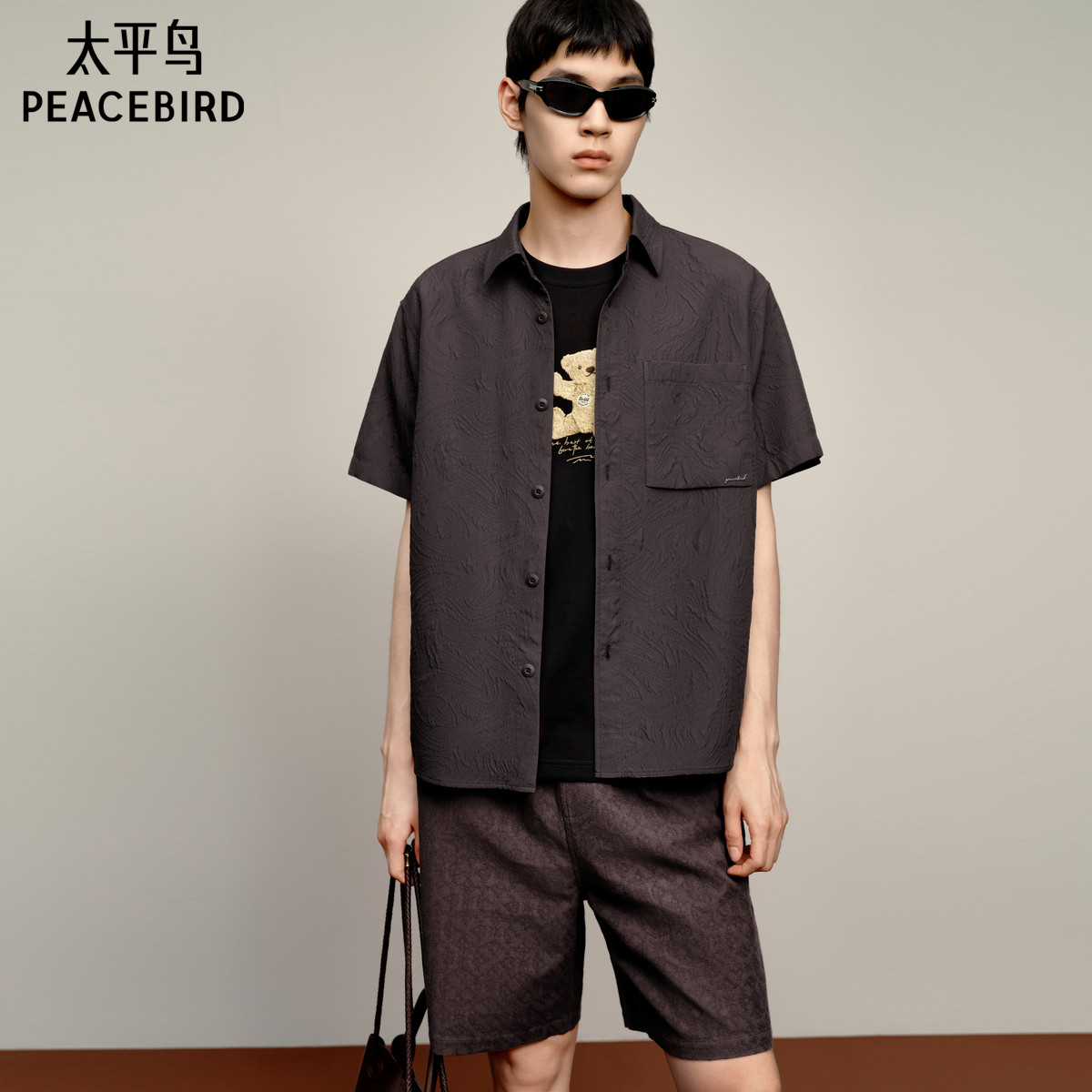 太平鸟男装 潮流短袖衬衣男时尚休闲夏季肌理感宽松衬衫男