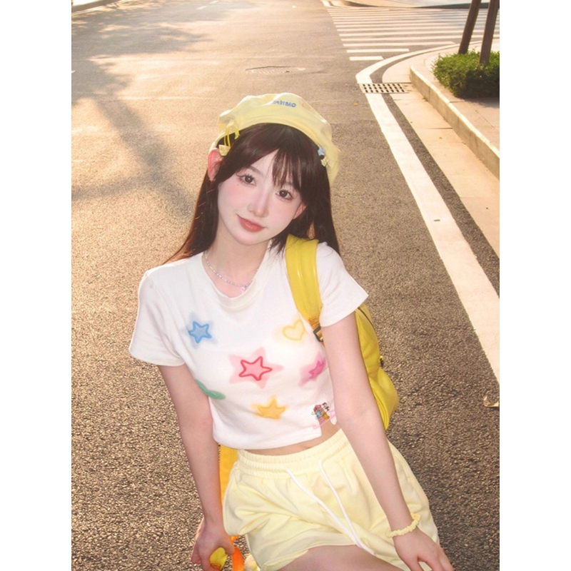 设计感彩色星星印花正肩短袖T恤