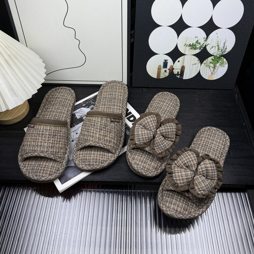 居梦家防滑耐磨静音加厚拖鞋