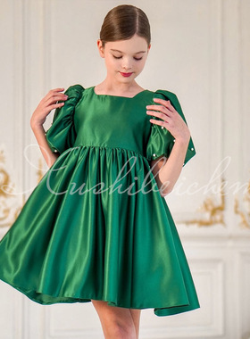 绿色泡泡袖公主裙女童2026夏新款缎面一周岁礼服Children's Dress