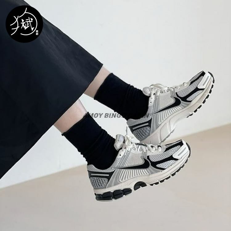 NikeVomero5男女复古休闲跑鞋
