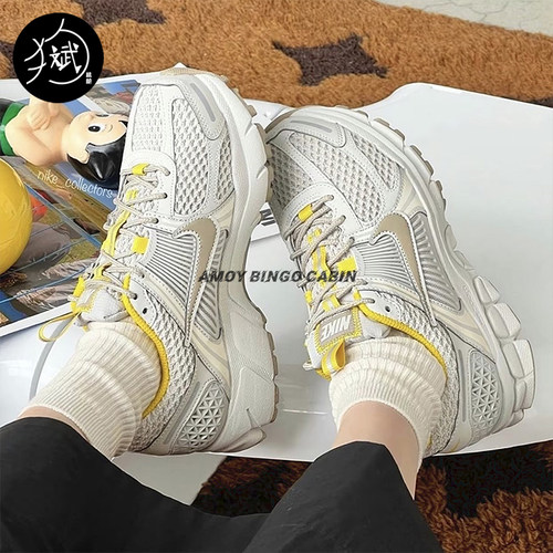 NikeAirZoomVomero5机能鞋