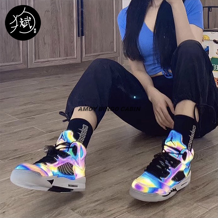 NikeAJ5女子午夜蓝变色龙篮球鞋