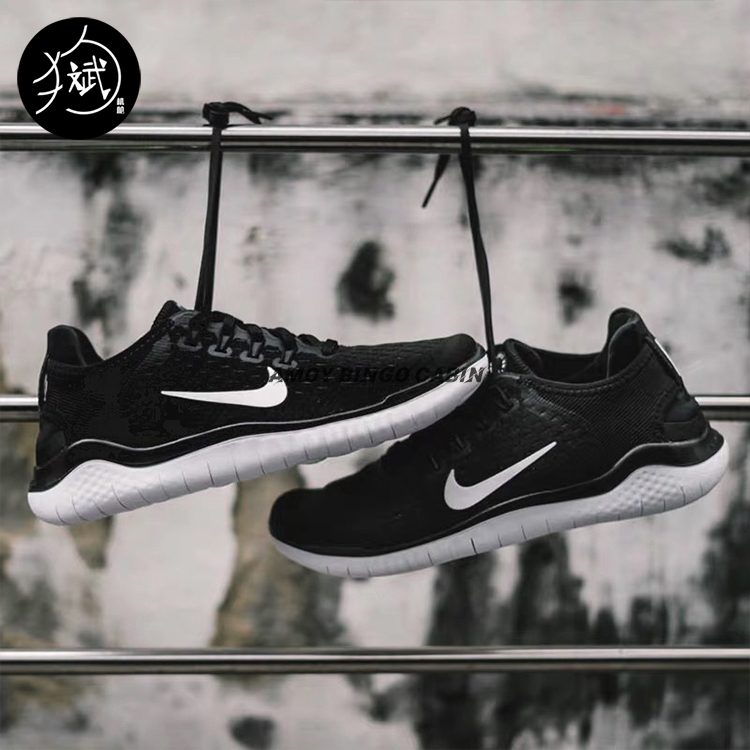 NikeFreeRN女子赤足网面跑步鞋