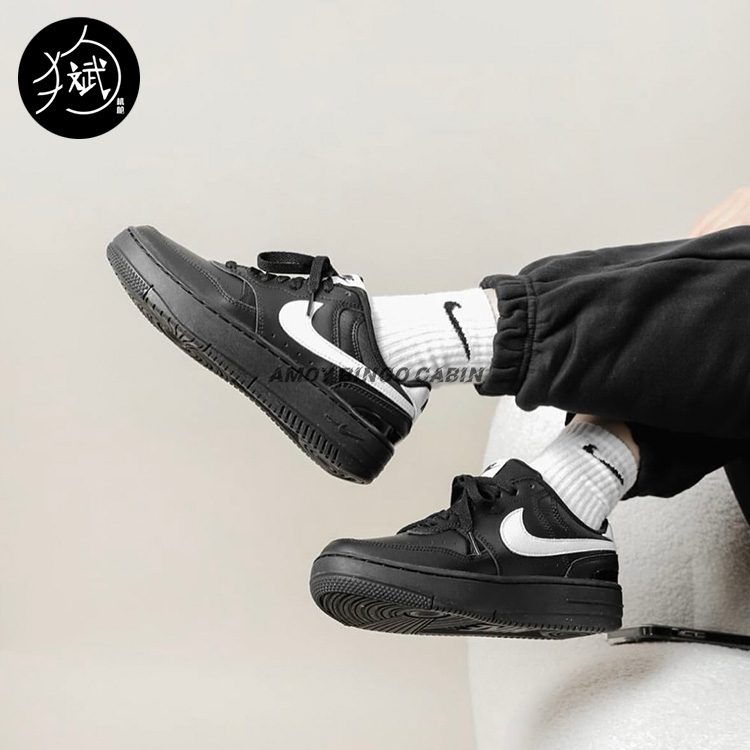NikeGamma女子黑白小空军板鞋