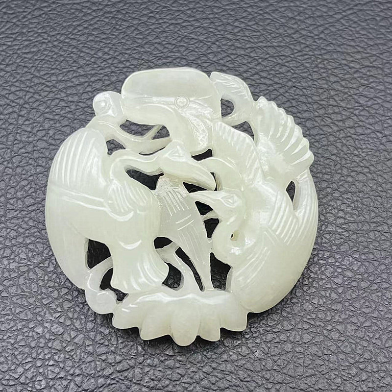 和田玉青白玉吊坠挂件玉佩毛衣坠