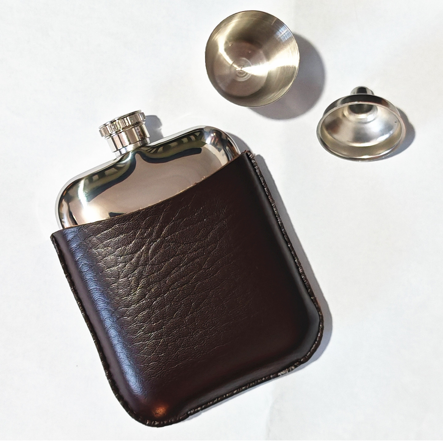 304不锈钢方形酒壶套装不锈钢镜面拉丝6盎司约3两4带皮套酒杯漏斗