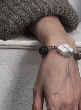 momo原创设计巴洛克珍珠手链异域风茶晶手工串珠手链高级感小众