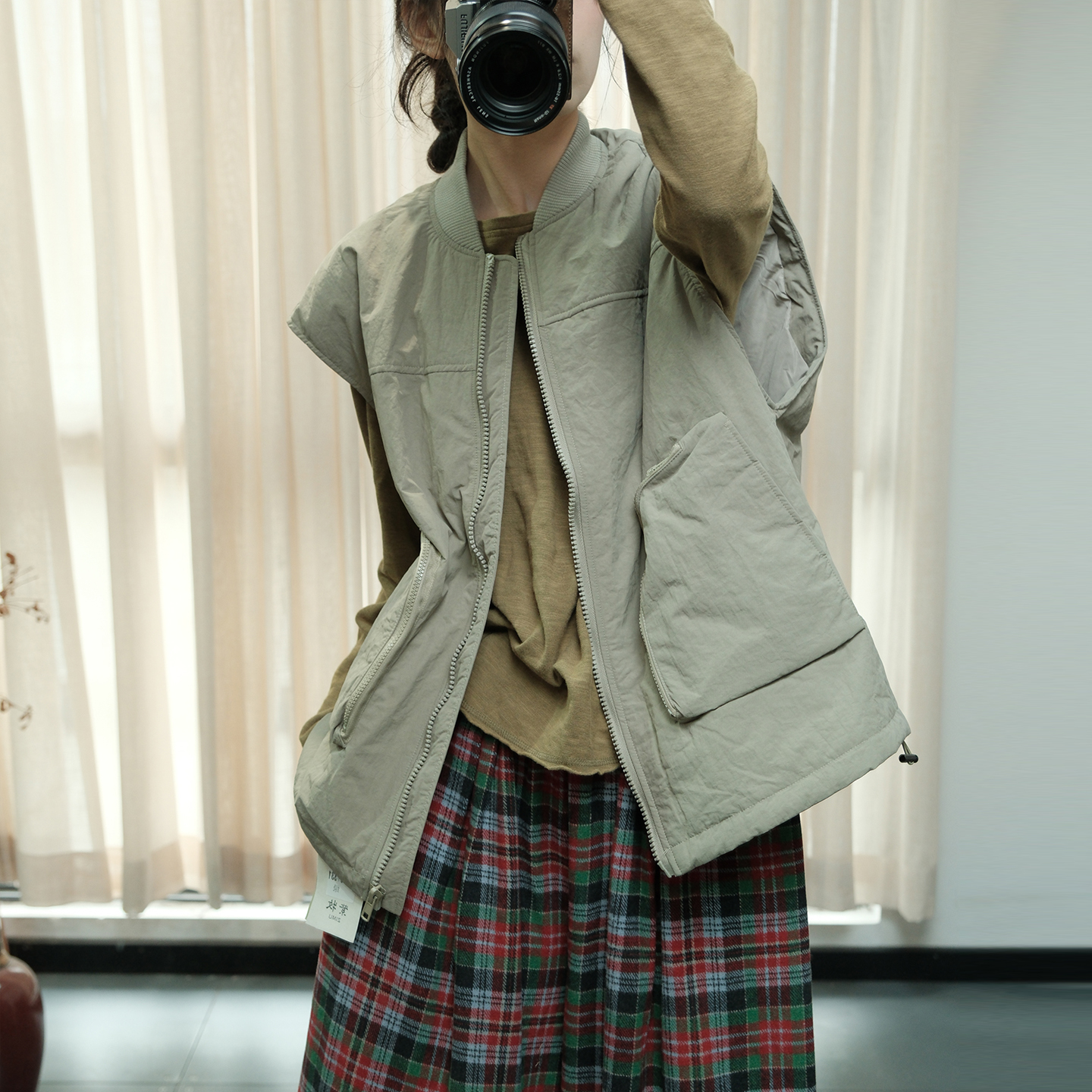 秋冬新款素凡卡韩版文艺口袋拼接宽松时尚百搭拉链夹棉工装马甲女