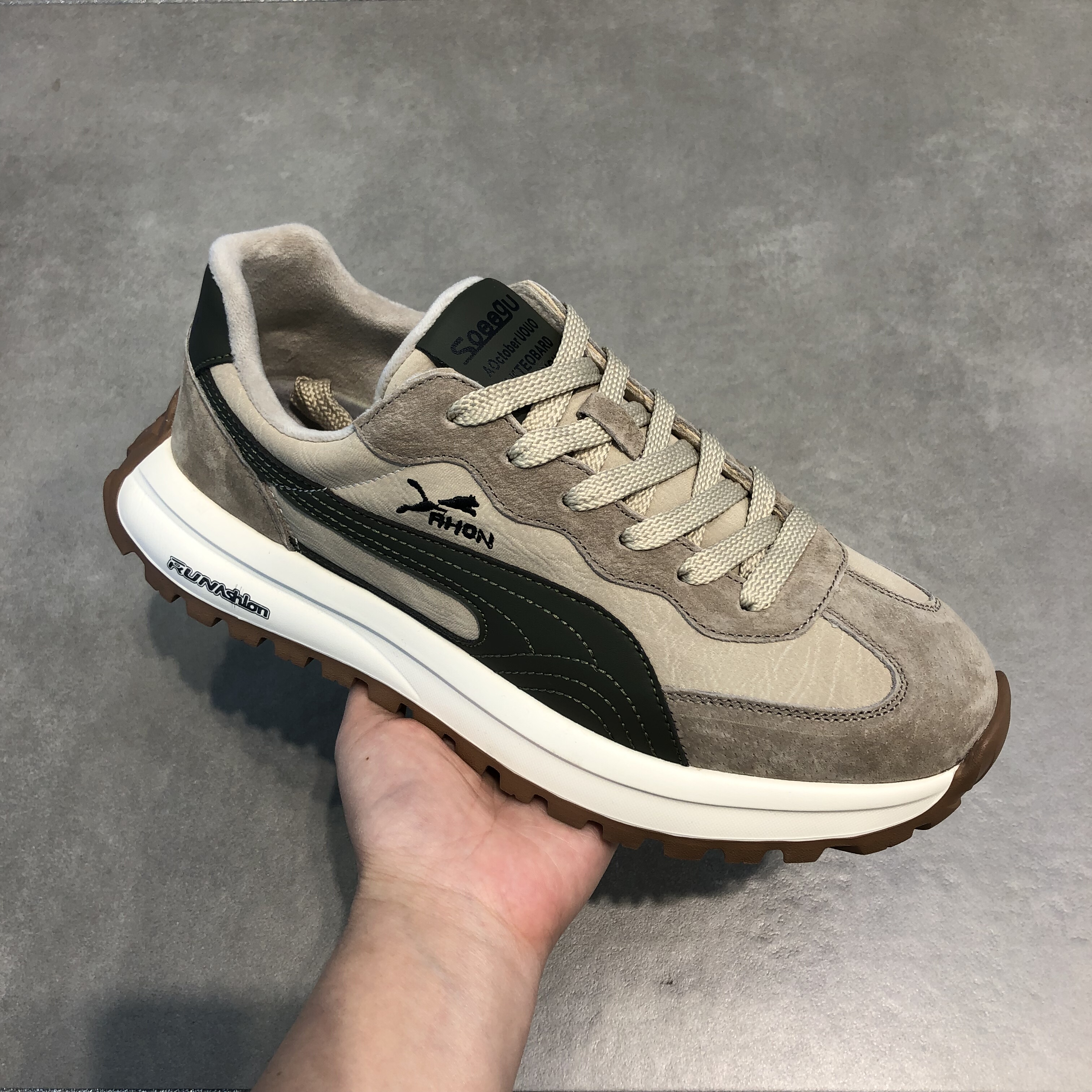 潮男加绒厚底华夫阿甘鞋2025冬季新款韩版百搭休闲鞋舒适运动男鞋