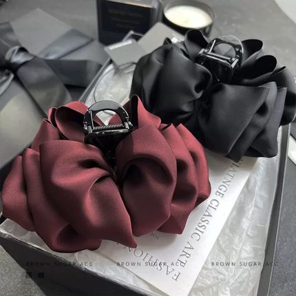 春季新款头饰缎面酒红云朵抓夹蝴蝶结抓夹优雅气质高级感鲨鱼夹子