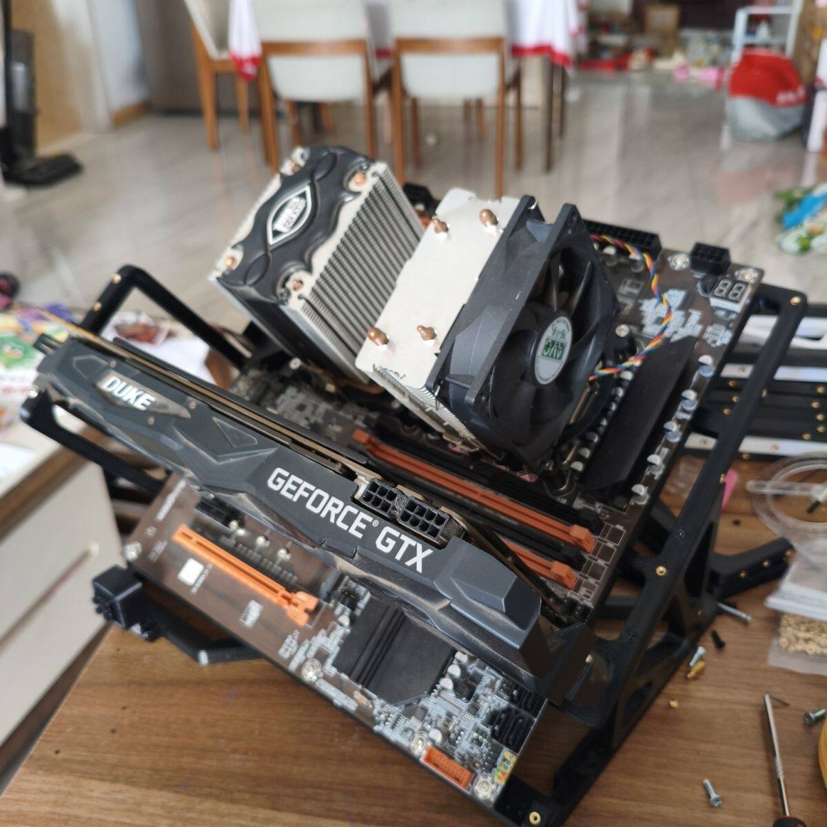 标准EATX开放式机箱可向下兼容小尺寸主板双路x99x79机箱测试平台