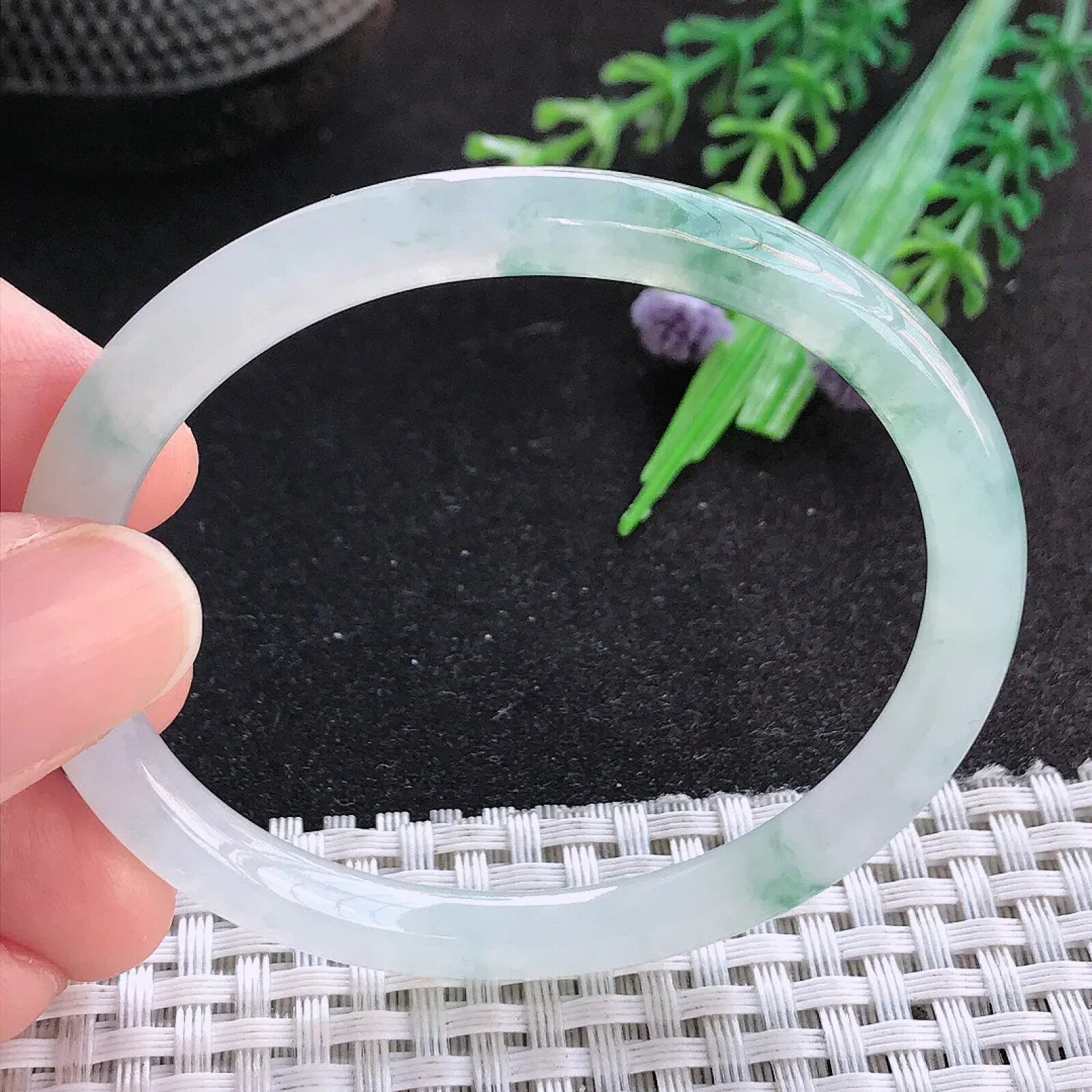 缅甸A货翡翠54/48/6.1/6.6老坑冰胶果冻飘花贵妃手镯叮当玉手镯