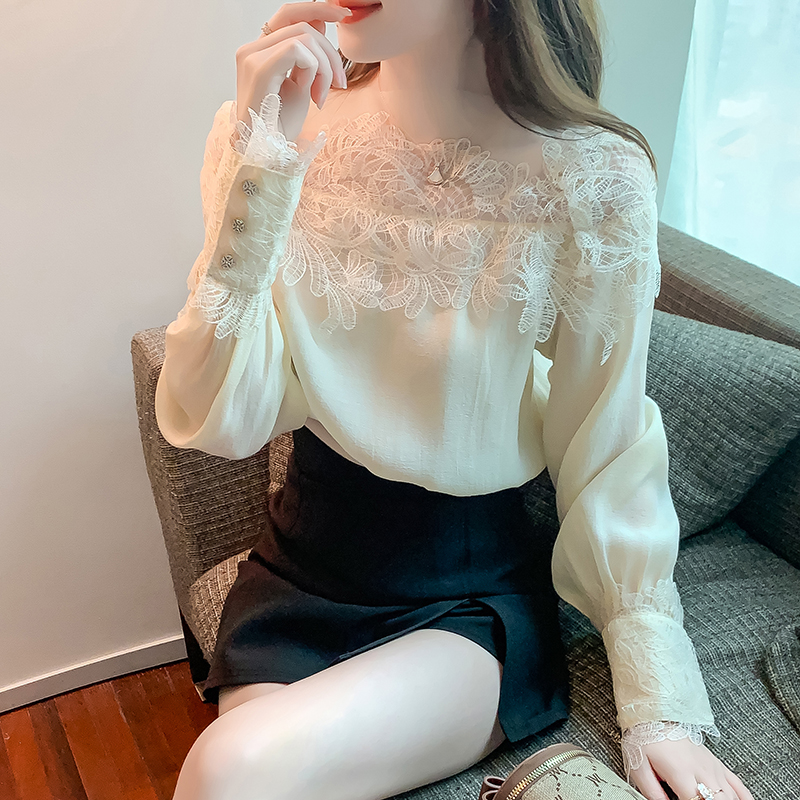 一字领雪纺衬衫女春秋2024新款洋气设计感打底小衫时尚泡泡袖上衣