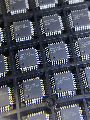 全新原装 GS16LF606 QFP32脚 单片机 SINOWEALTH/中颖 可直拍