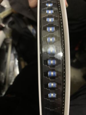 力特陶瓷气体放电管SL1003A090SM 防雷管6*8 3A 90V 可直拍进口