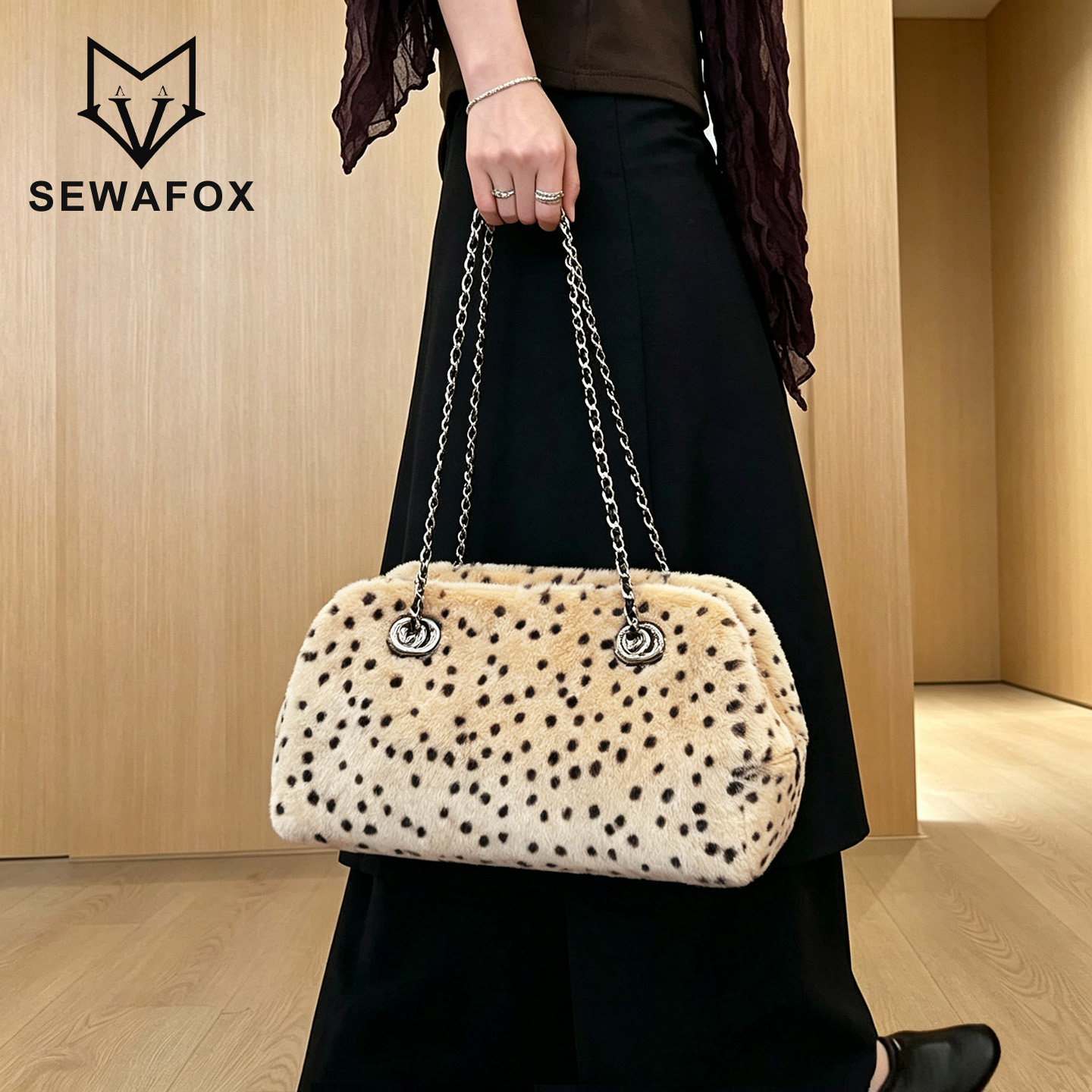 SEWAFOX复古波点毛绒链条包包