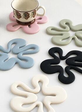 Annie Garden   ins风云朵可爱厨房硅胶防烫垫杯垫隔热锅垫菜盘垫