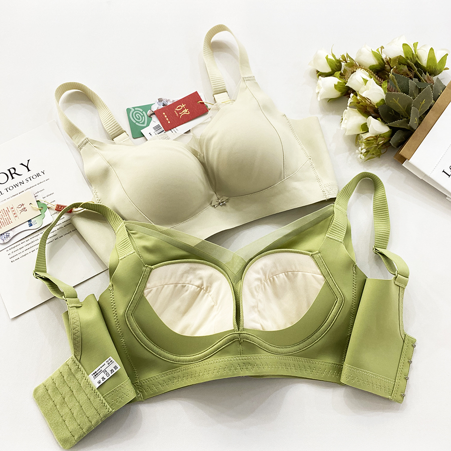 性感无钢圈聚拢小胸显大文胸