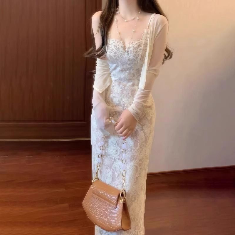 纯欲风蕾丝包臀吊带裙女