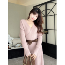 粉色长袖 甜美风休闲修身 高腰针织V领连衣裙冬 胖mm 米米子微胖大码