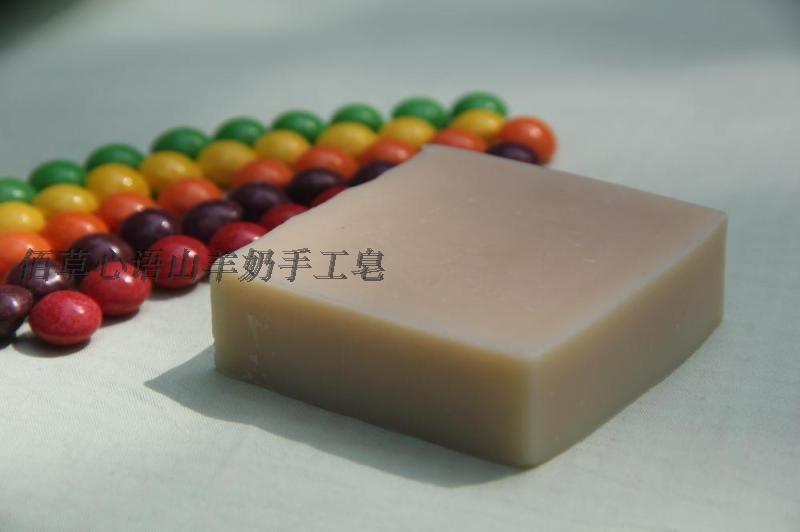 30%新鲜亲肤细滑无水冷制手工皂
