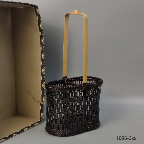 日本竹编漆器竹篮花篮。