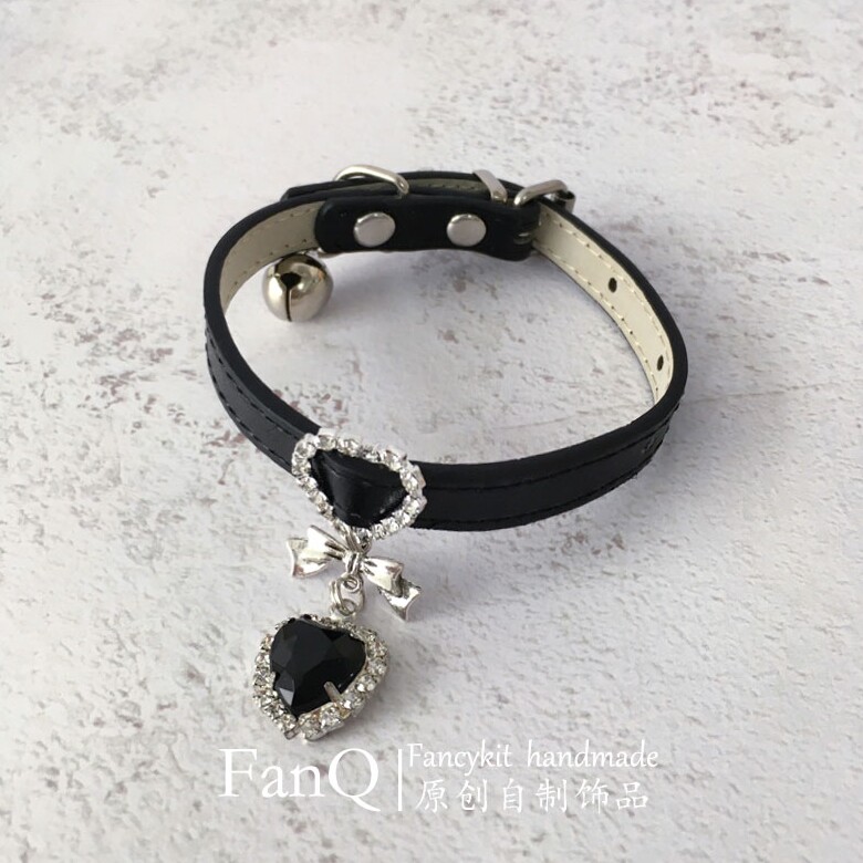thumbnail for Japanese Y2K sweet and cool babes millennial style niche design leather bracelet bow love rhinestone pendant bracelet