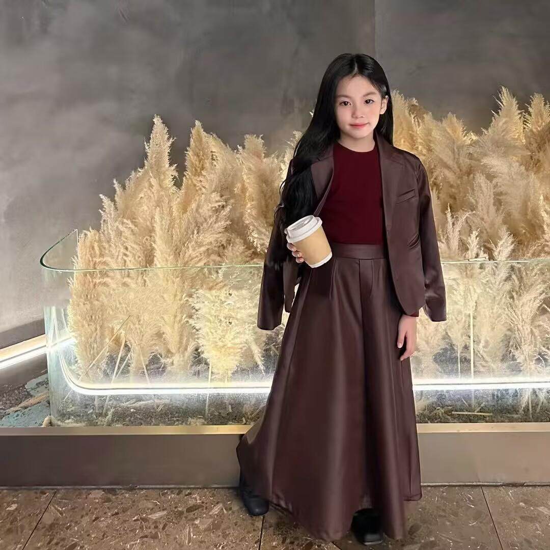 萝莉韩国女童套装秋冬新洋气时髦皮衣外套半身裙加绒两件套儿童潮