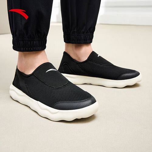 安踏舒适网面透气休闲运动鞋男