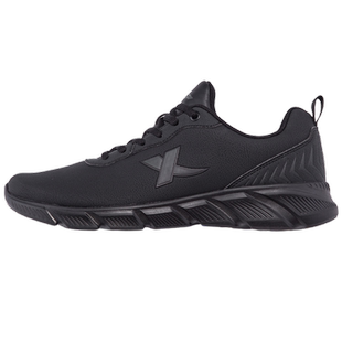 特步运动鞋男鞋2025冬季新款皮面防水保暖跑步鞋黑色官方旗舰鞋子