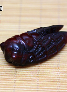 牦牛角雕刻暗红色蝉一鸣惊人吊坠